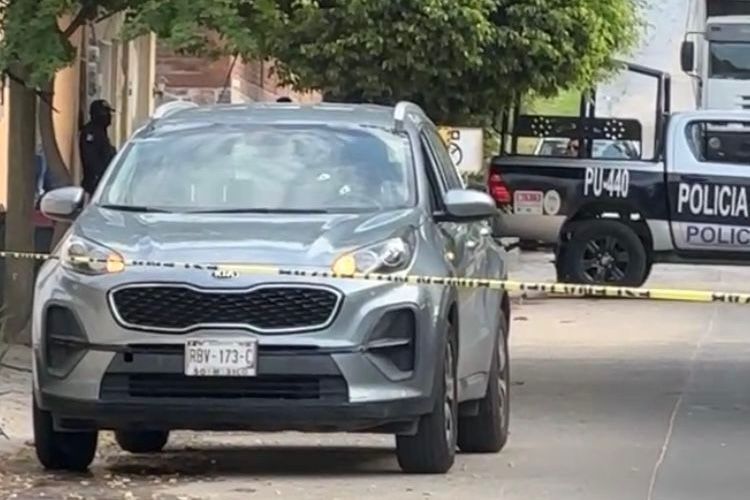 Disparan contra el vehículo de una jueza en el fraccionamiento Costa Azul de Acapulco